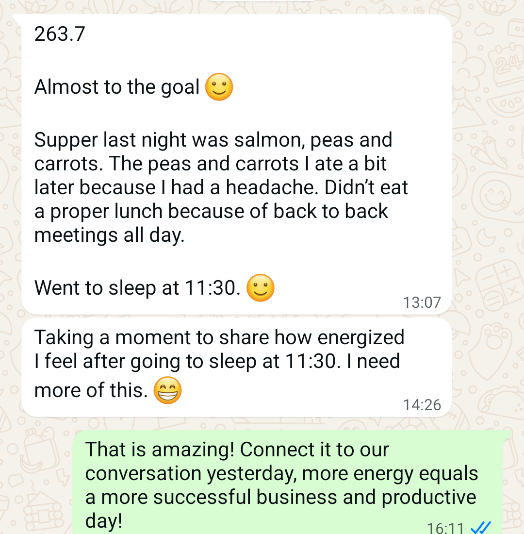 WhatsApp check-in at 263.7lbs describing meals and better sleep